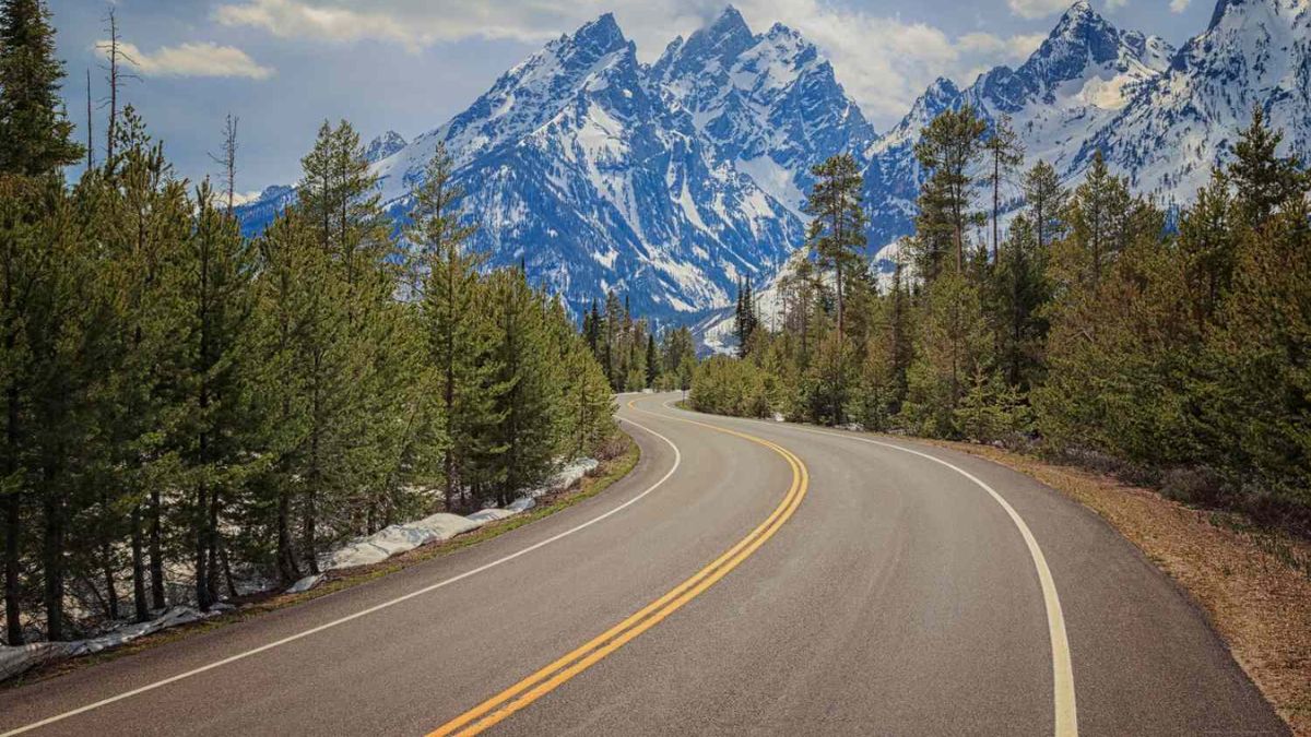 4 Epic Road Trip Routes in the USA